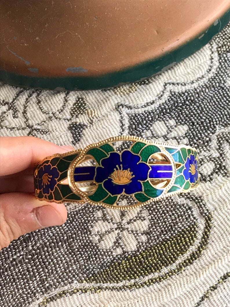 Vintage Enamel Cloisonné Hinged Bracelet with Dark Blue Flowers, Deep Green, Gold Toned Metal, Pretty Cut Outs 2217 image 7