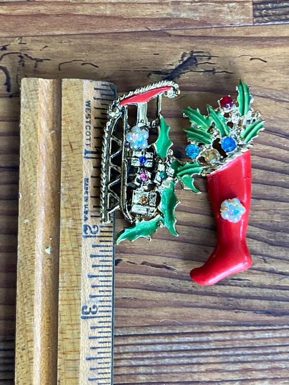 Broche Vintage Noël En émail Rouge Et Vert Avec Strass - Alliage Doré, Style Rétro