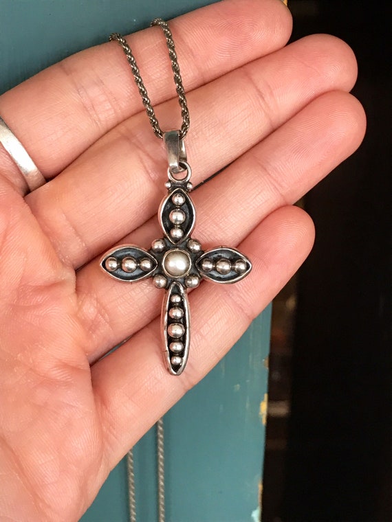 Unique Vintage Sterling Cross Pendant Necklace wit