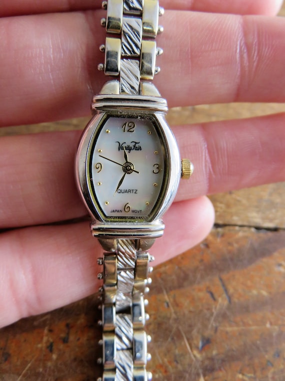 Vanity fair quartz watch shop japan movt