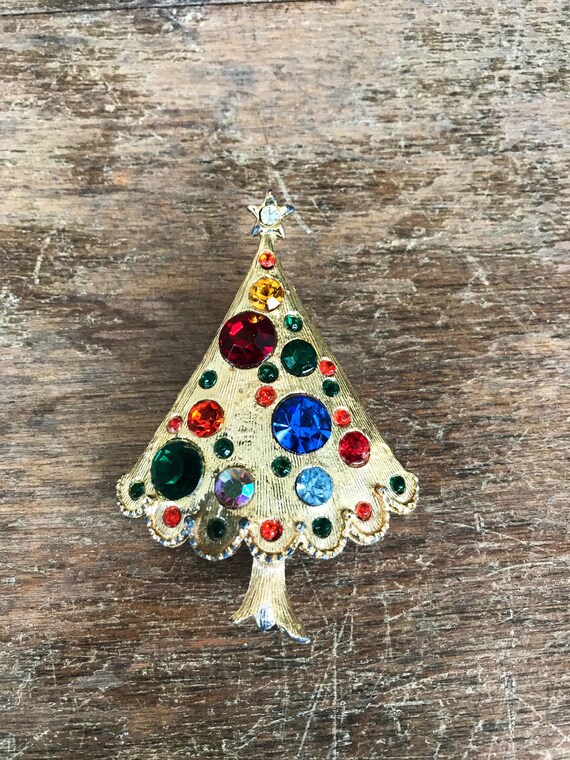Vintage Weiss like Christmas Tree Brooch With Colorful Rhinestones