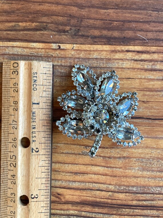 Vintage Weiss Floral Brooch with Silvery Gray Rhi… - image 8
