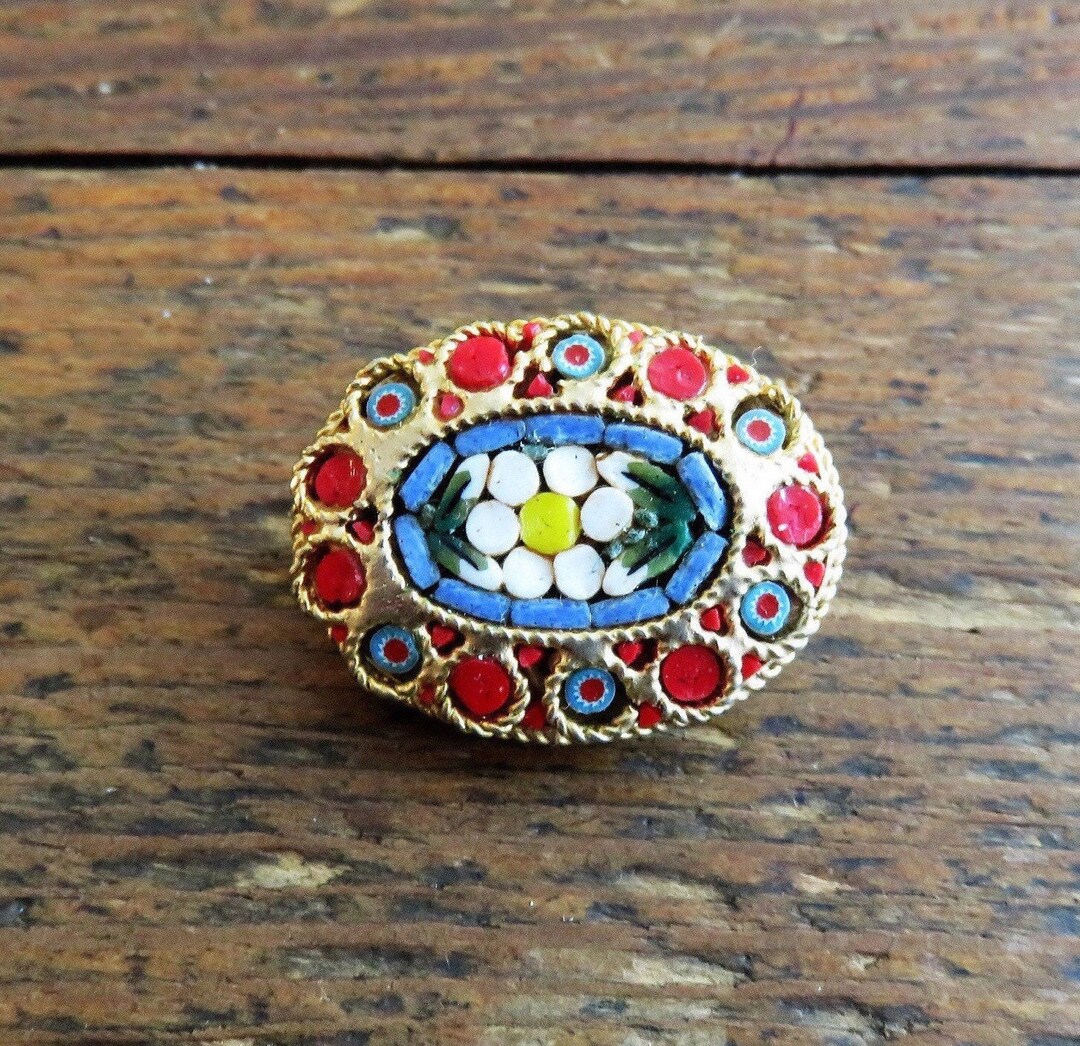 Vintage Micro Mosaic Oval Brooch With Twisted Gold Metal Outlines