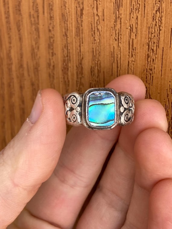 Vintage Size 8 3/4 Sterling Ring with Square Abalone Shell Center and Flourished Filigree  Band #4461