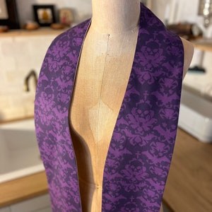 Momento Mori - purple Lenten pastor stole