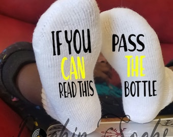 Wenn Sie, dass dieses Baby Socken lesen können, übergeben Sie die Flasche, lustige Babysocken, neue Baby-Geschenk, Baby-Dusche-Geschenk, neue Mutter Geschenk, Neugeborene Geschenke,