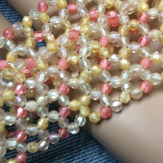 Vintage 1950s peachy rose and yellow beaded stret… - image 2