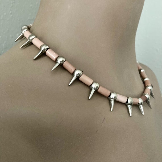 Vintage pink lucite silver spike necklace. - image 3