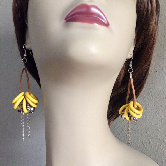 Vintage leather and yellow wood hoop ball earring… - image 5