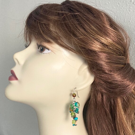 Vintage colorful glass art bead cluster earrings. - image 6