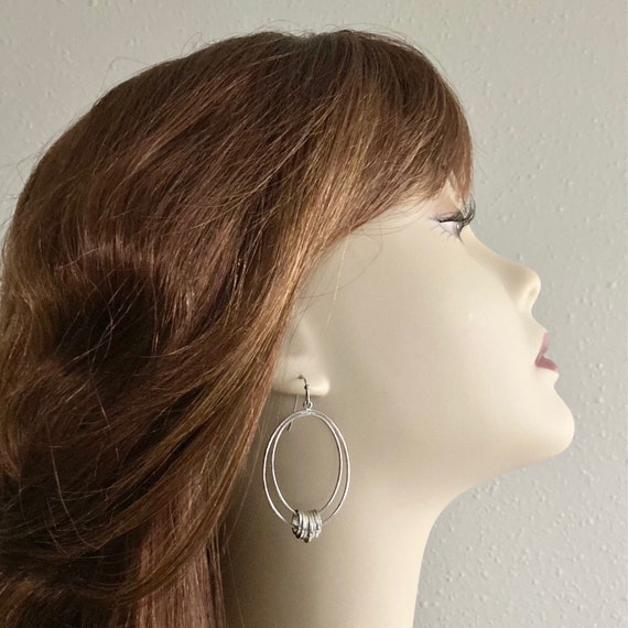 Vintage silver tone multi hoop earrings. - image 5