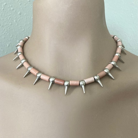 Vintage pink lucite silver spike necklace. - image 1