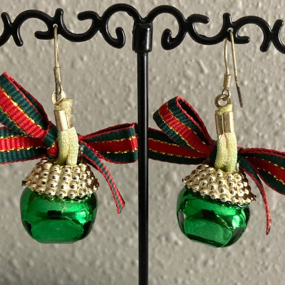 Vintage holiday earrings. - image 5