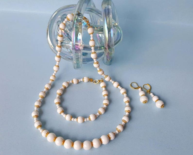 Crown chakra Sahasrara bracelet,earrings Natural WHITE TRIDACNA 3 pieces jewelry set: necklace Chakra healing