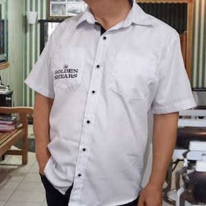 Camisa de barbero personalizada: estilo retro, bata impermeable