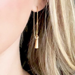 Gold Threader Earrings Gold Filled Ear Threaders Gold Triangle Dangle Drop Earrings Box Chain Geometric Earrings Dangly Triangle Earrings