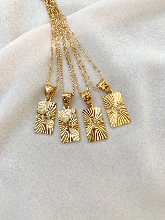 Gold rectangle pendant medallion necklace deals