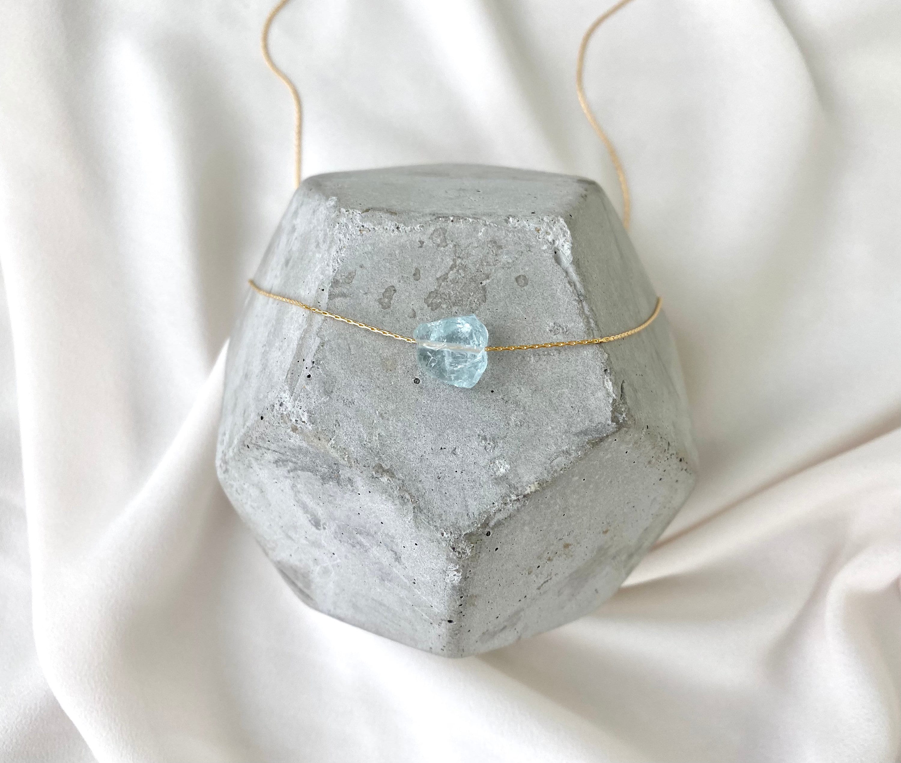 Raw Aquamarine Necklace March Birthstone Jewelry Dainty Aquamarine Fl…