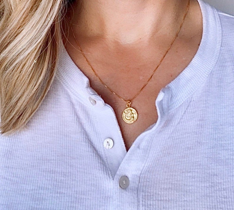 Dainty Mermaid Necklace Gold Mermaid Pendant Necklace Gold Filled Box Chain Mermaid Medallion Goddess Necklace Beachy Jewelry Layering Chain
