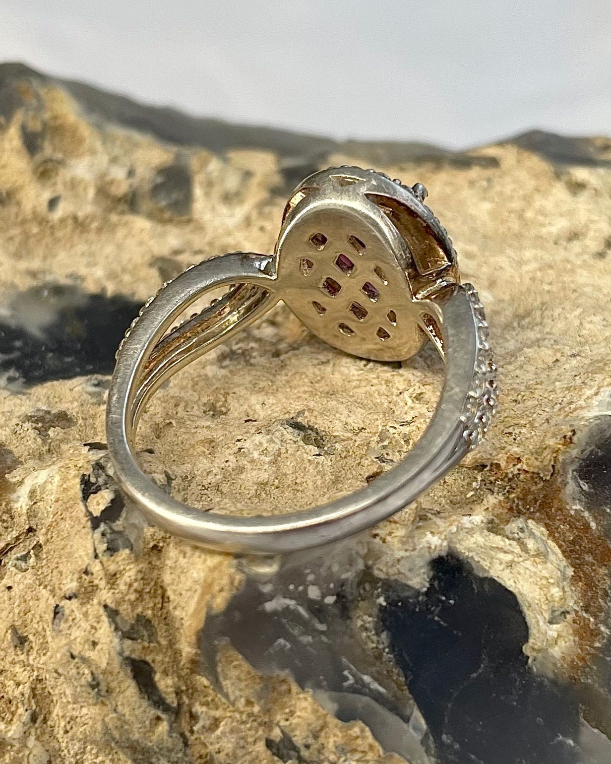 Natural Idaho Star Garnet Halo Setting 925 Ring With CZ