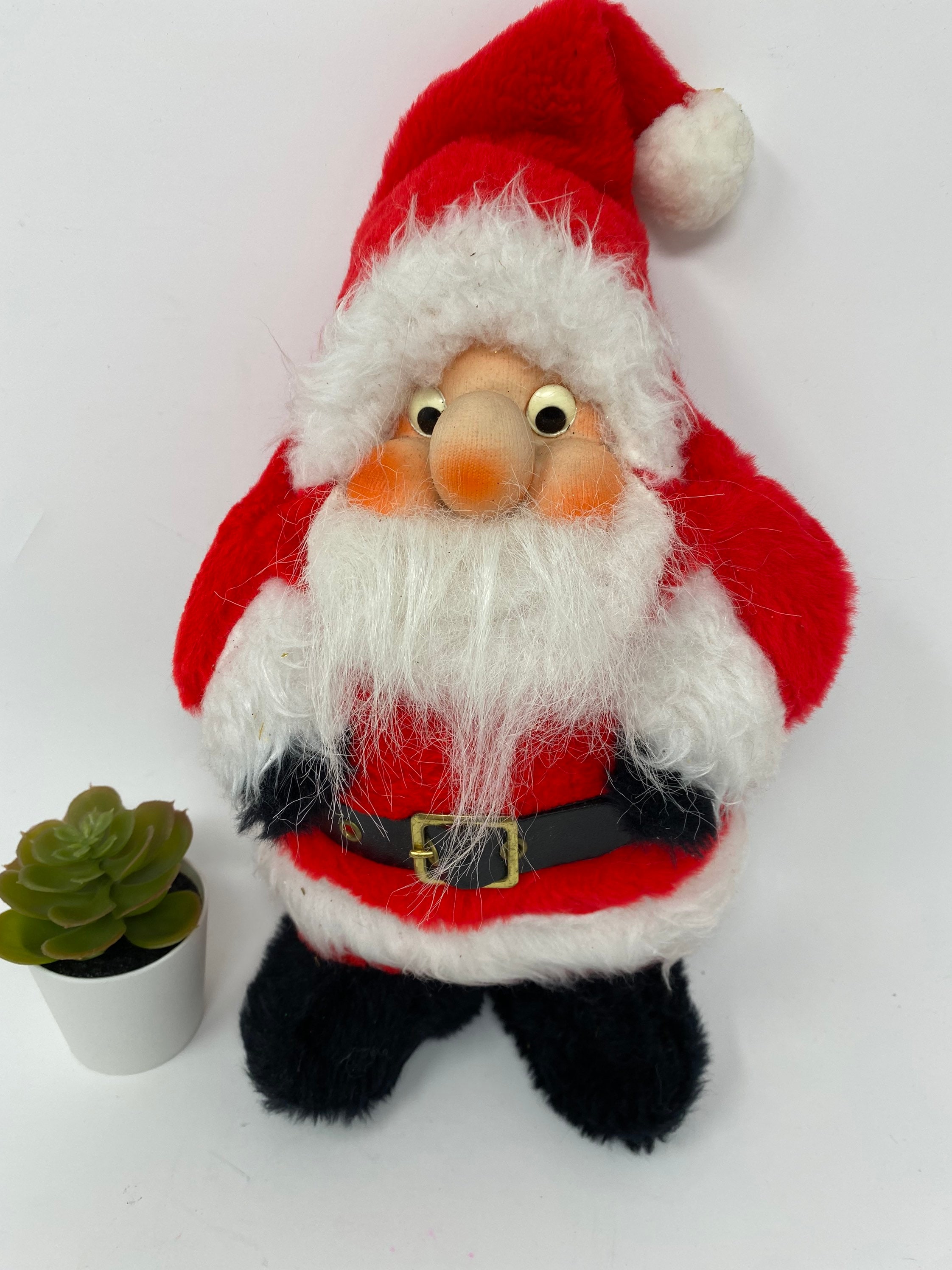 Santa Claus Stuffed Doll Toy #2 ~ Vintage Christmas Pattern 
