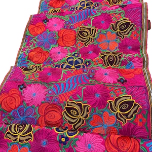 MEXICAN TABLE RUNNER, Bed runner, Chiapas runner, embroidered runner, home decor