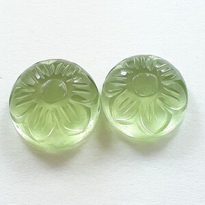 1 pair, green amethyst quartz gemstone, carving cabochon, round shape, size 13x13 mm, high quality, carved stone, loose gemstone. 13. cts