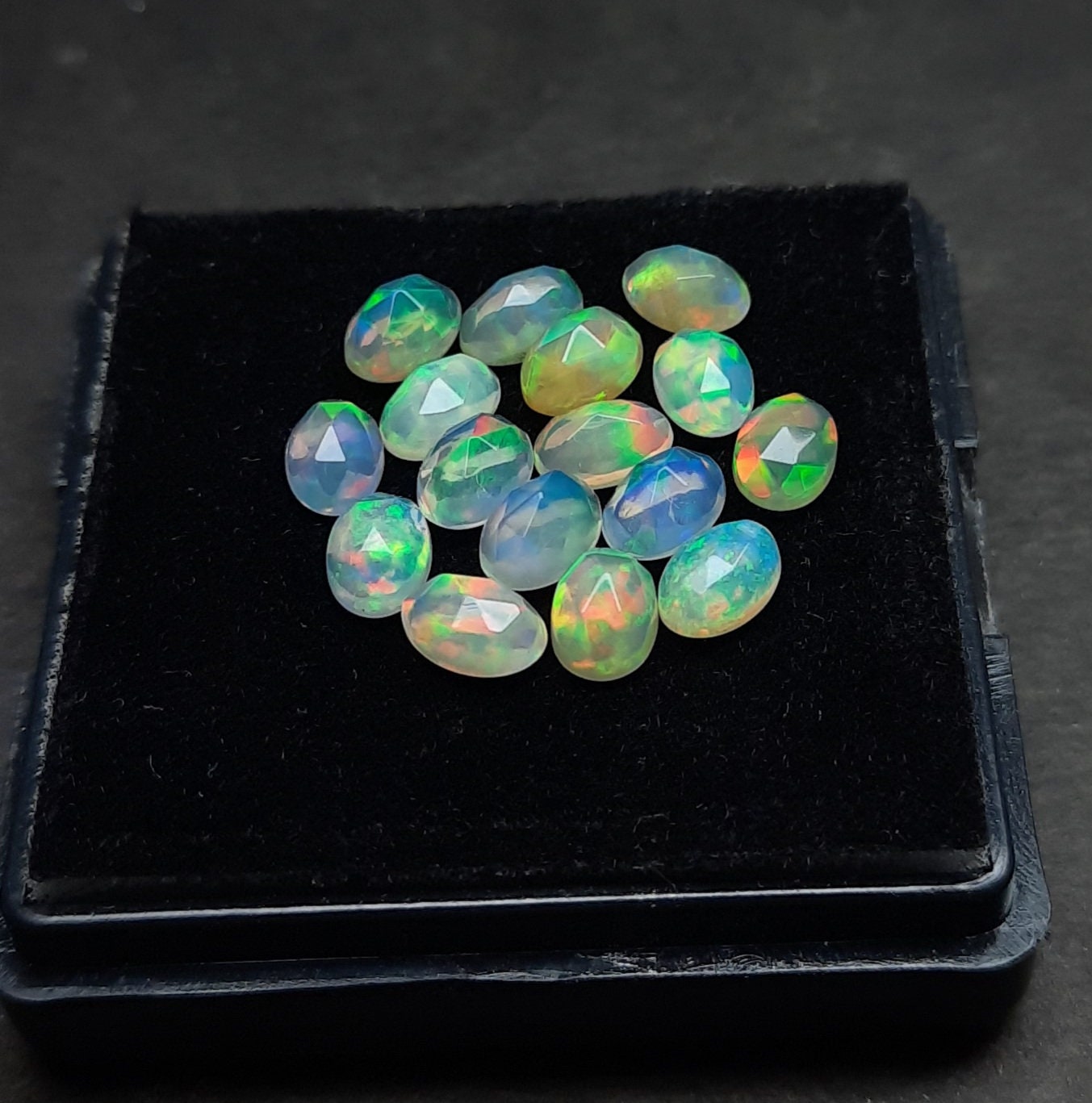 5 fotos mucho piedra preciosa de ópalo etíope natural, cabujón corte ...