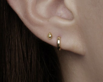14k Solid Gold Small Water Drop Stud Earring, Small Minimalist Stud Earring, Dainty Daily Earring, Tiny Lobe Helix Cartilage Stud Piercing