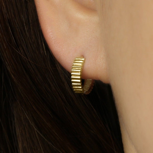 14k Solid Gold Textured Hoop Earring, Simple Hoop Earring, Unique Hoop Earring, Huggie Hoop Earring, Gold Hinged Hoop Earring, Gift