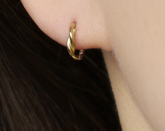 14k Solid Gold Twist Small Hoop Earring, Dainty Simple Hoop Earring, Cartilage Piercing, Huggie Hoop Earring, Gold Small Hinged Hoop Earring