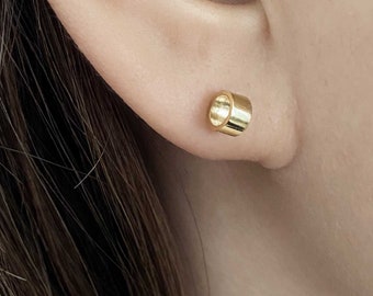 14k Solid Gold 3D Open Circle Stud Earring, Small Stud Earring, Minimalist Earrings, Lobe Helix Cartilage Piercing