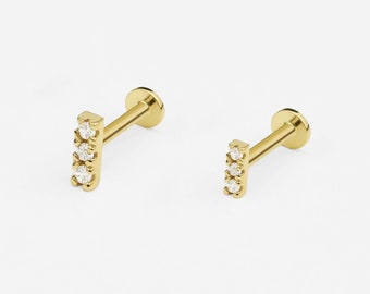 Pendiente de botón con rosca interna en oro macizo de 14 k, barra de circonita cúbica Trinity, calibre 18, para perforación del lóbulo, trago, cartílago y hélice, con parte trasera plana.