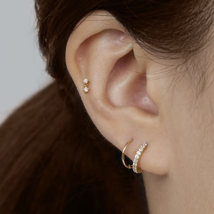 14 kt massief gouden zirkonia bungelende labret-oorbel met intern schroefdraad, 18 gauge, lob tragus-kraakbeen-helix-piercing, delicate kleine oorbel