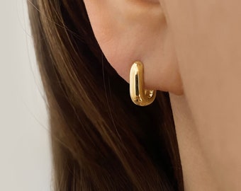 14k Solid Gold Small Bold Oval Hoop Earring, Minimalist Earring, Huggie Hoop Earring, Small Hinged Hoop Earring, Everyday Earring