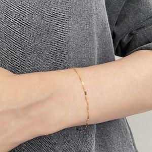 14k Solid Gold Thin Flat Chain Bracelet, Simple Minimalist Gold Bracelet, Dainty Bracelet, Delicate Adjustable Everyday Bracelet