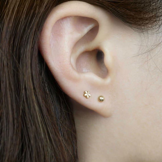 Solid gold sale piercing earrings
