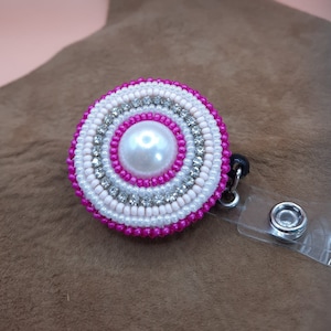 Beaded badge reel