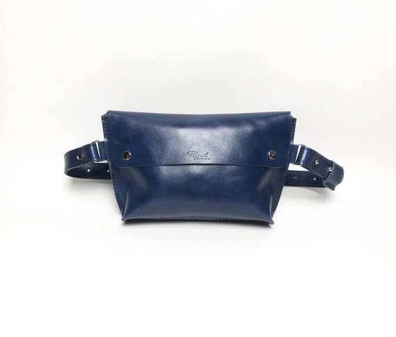 supreme fanny pack leather