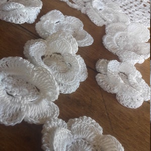 rideau brise bise crochet le jacquard des coeurs et duo de tendres fleurs image 7