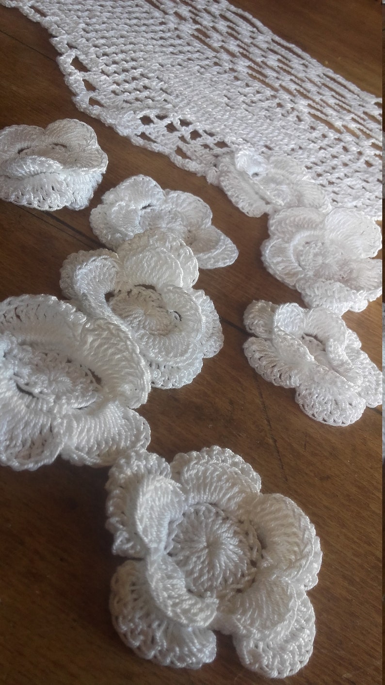 rideau brise bise crochet le jacquard des coeurs et duo de tendres fleurs image 7