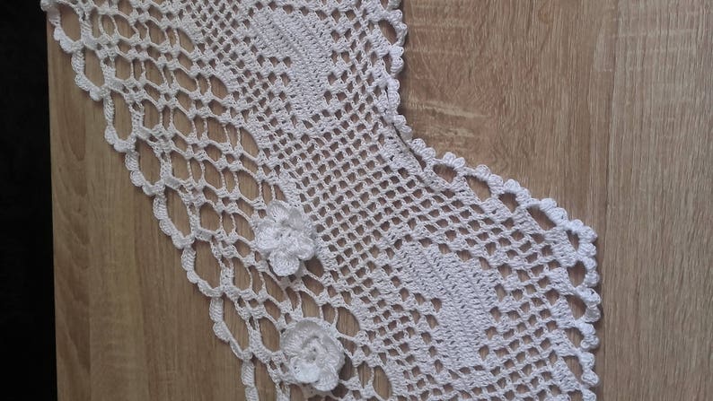 rideau brise bise crochet le jacquard des coeurs et duo de tendres fleurs image 2