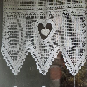 Rideau dentelle gros coeur au crochet fait main image 2