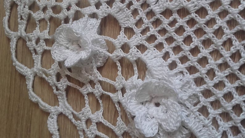 rideau brise bise crochet le jacquard des coeurs et duo de tendres fleurs image 4