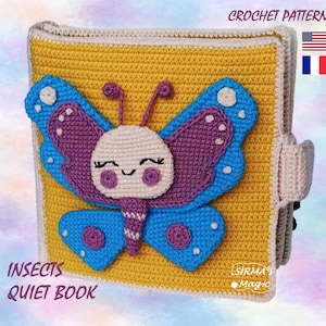 Può includere: Un libro tranquillo all'uncinetto giallo fatto a mano con una grande applicazione a farfalla. La farfalla ha ali blu e viola, un viso bianco e un'espressione sorridente. Il libro è etichettato "INSECTS QUIET BOOK" e "CROCHET PATTERN".