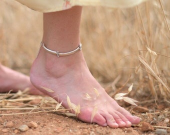 Minimalist Bold Anklet, Silver Wide Anklet, Adjustable Anklet, Minimalist Anklet Bracelet, Minimalist Bracelet for Anklets, Body Jewelry