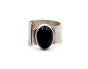 Black Onyx  Ring, Onyx Bold Ring, 925 Sterling Silver Ring, Gemstone Ring, Wide Band Ring, Adjustable ring, Gift for her, Minimalistic Ring