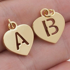 2Pcs A~Z 26 Letras Pingente Acessórios Coração Aço Inoxidável Banhado A Ouro Alfabetos Nome Iniciais Charme Colar Pingente Para DIY Jóias
