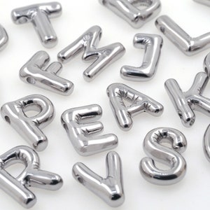 2 piezas de accesorios colgantes de 26 letras blancas, pulido fino, alfabetos de la A a la Z, nombre, iniciales 3D, dije de cobre, colgante para collar, fabricación de joyas DIY