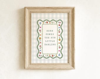 Aquí viene el sol. Lámina decorativa, arte de pared para habitación infantil estilo cottagecore, decoración vintage para habitación de bebé con temática de sol, póster infantil suave y neutro, cita infantil original.